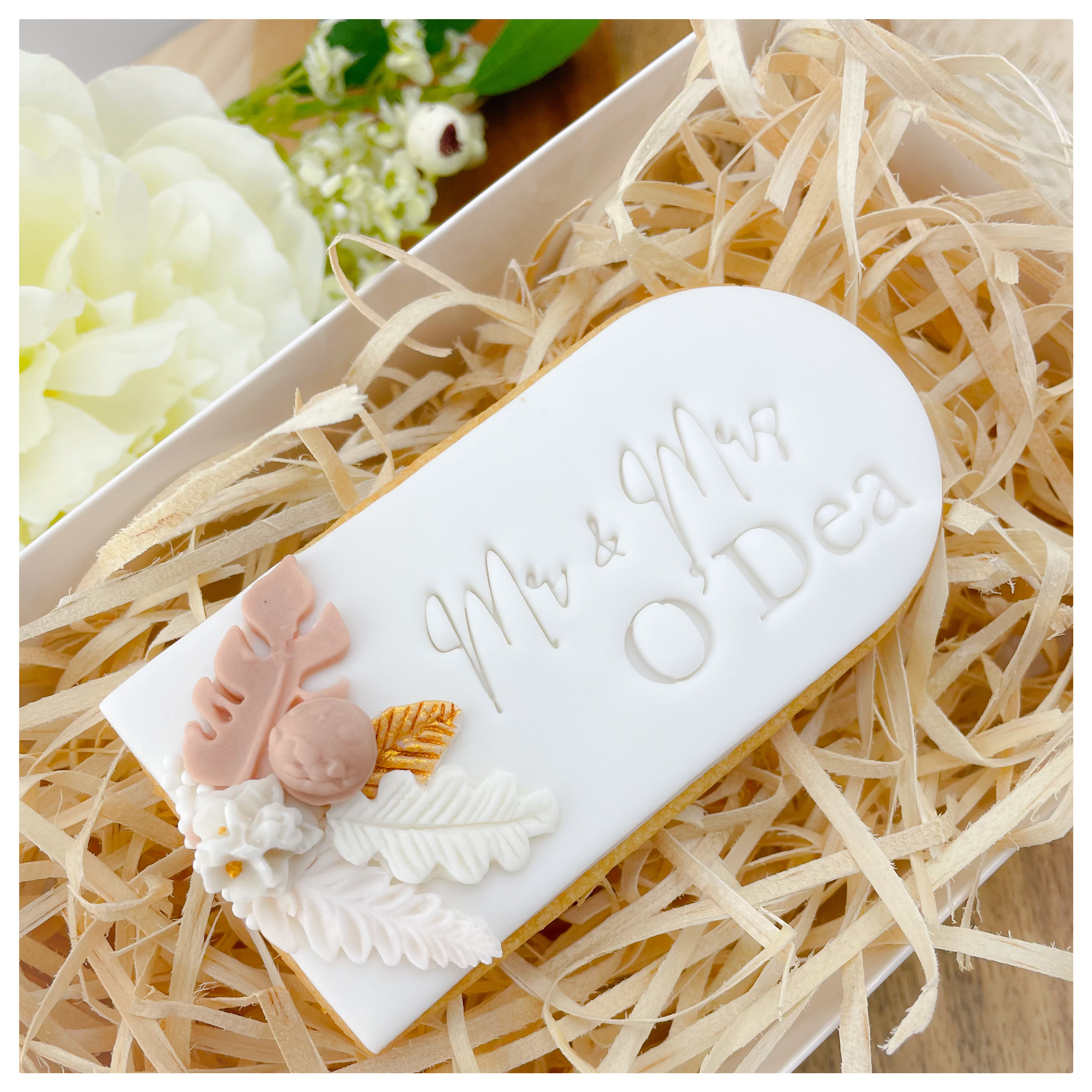 AA71C9BD 7158 4403 B596 AA45DE57938A